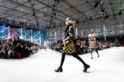 Look 8